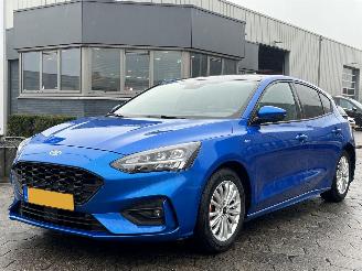Schade scooter Ford Focus 1.5 EcoBoost ST Line Business 2019/5